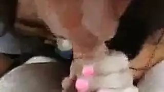 رجال يحبون أن يكونوا عراة تماماً في تصوير الإباحية