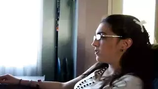 أثداء ضخمة وقضيب ضخم يتصادمان في فيلم نادية نيفينا الإباحي