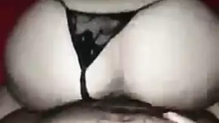 مضاجعة عائلية عربية: تدمير فرج ابنة العم المطلقة