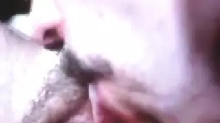 هي تحب أخذ قذف ساخن على وجهها بالكامل في الإباحية