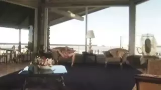 جوليا لوكس تأخذ قضيبين في فتحتيها الضيقتين