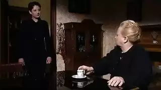 فيلم سكس إيطالي طويل: 90 دقيقة من مشاهد النيك الجماعي الخشن