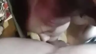 وجه بريء وجسم ممتلئ مراهقة تأخذ جماع قوي من حبيبها