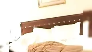 عروس سعودية ساخنة تأخذ القضيب في ليلة زفافها