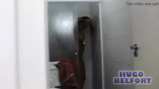 هزات مغلّفة: ميليسا تمارس الجنس طيلة احتفالات عيد ميلادها