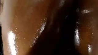 إباحية صريحة: كوريات بصدر معزز ضخم وكس محلوق