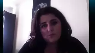 العاهرة المسنة تتوسل لعملية جماع جماعي قاسي