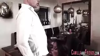 خنثى شاعر المليون الطاولة