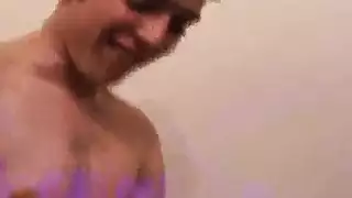 أخوات بالتبني في مشاهد إباحية صريحة