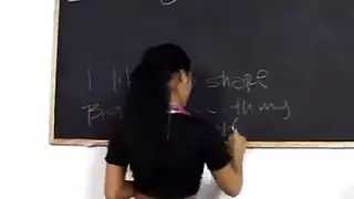 ئوقۇتقۇچى بىلەن ئوقۇغۇچى