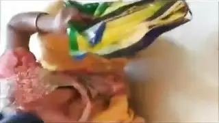 الفتاة المثيرة الجاهلة تحب الإباحية الشرجية القاسية