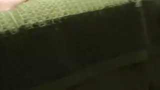 جبهة مورو مع كس الرطب تمرغ هو ممارسة الجنس البرية في قضاعة بدسم سيئة